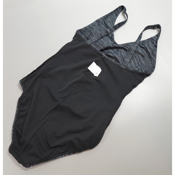 Speedo Swimsuit One Piece Womens 6 Gray Striped Ruched Comfort Modest - Picture 11 of 16